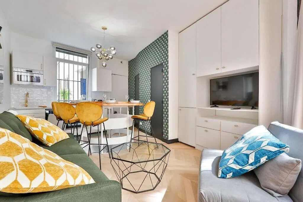 Apartment Sweet Le Marais, Place Des Vosges 4/5pers! Paris